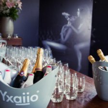 Возбуждающий напиток для двоих Yxaiio с феромонами 196 мл