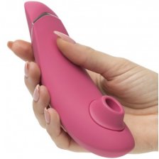Бесконтактный вакуумно-волновой стимулятор клитора Womanizer Premium розовый